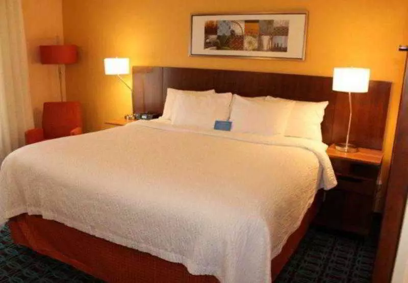 Отель Fairfield Inn Orangeburg