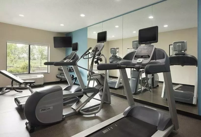 호텔 Fairfield Inn & Suites Hartford Manchester