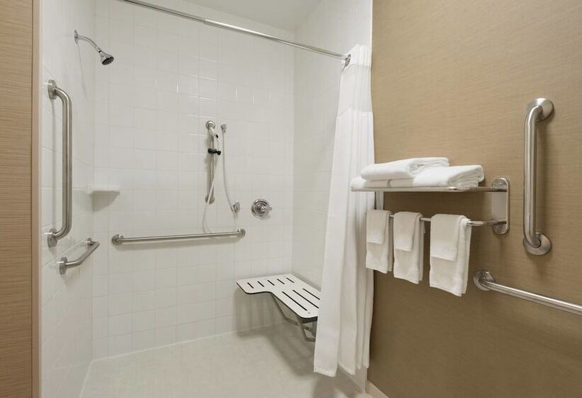 فندق Fairfield Inn & Suites Hartford Manchester