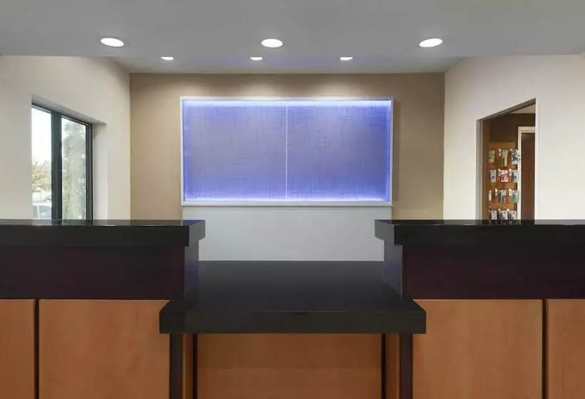 호텔 Fairfield Inn & Suites Hartford Manchester