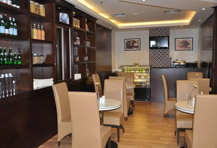 Fortune Plaza Hotel, Dubai Airport