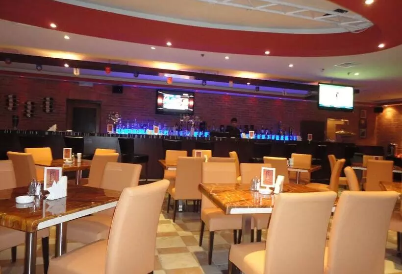 Fortune Plaza Hotel, Dubai Airport