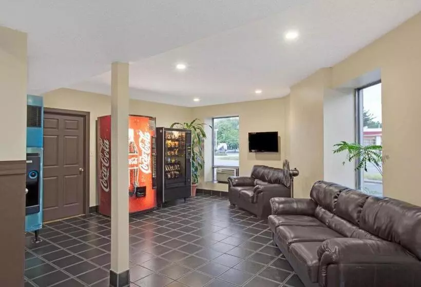 Отель Knights Inn Of Pine Brook