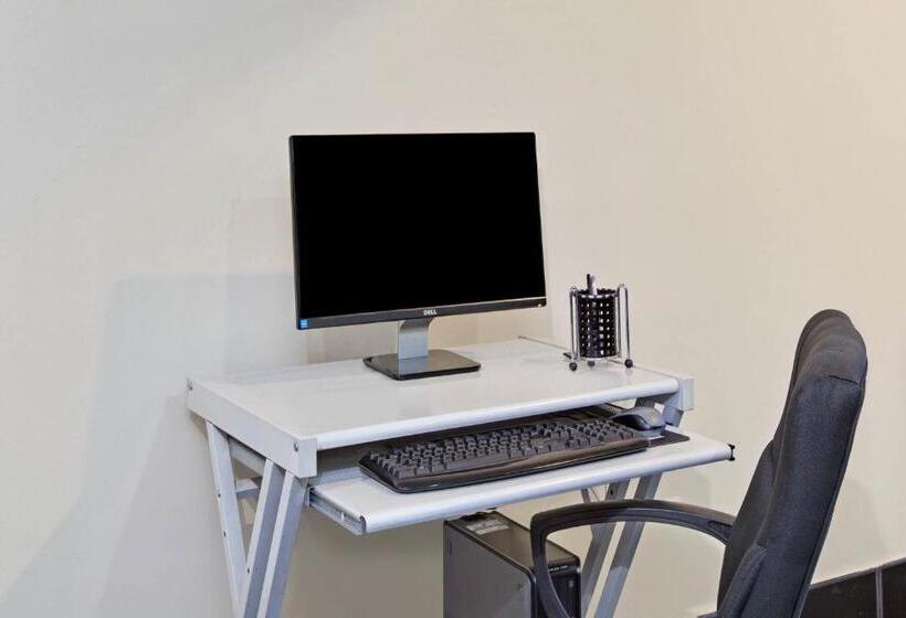 酒店 Knights Inn Of Pine Brook