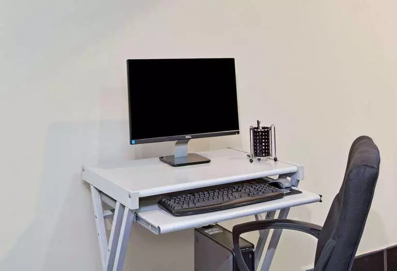 Отель Knights Inn Of Pine Brook