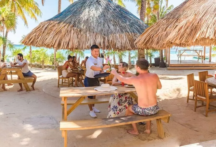 هتل Mayan Princess Beach & Dive Resort All Inclusive