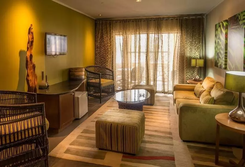 호텔 Peermont Walmont At Mmabatho Palms