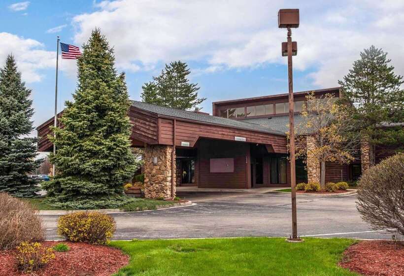 酒店 Quality Inn & Suites