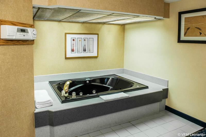 酒店 Quality Inn & Suites