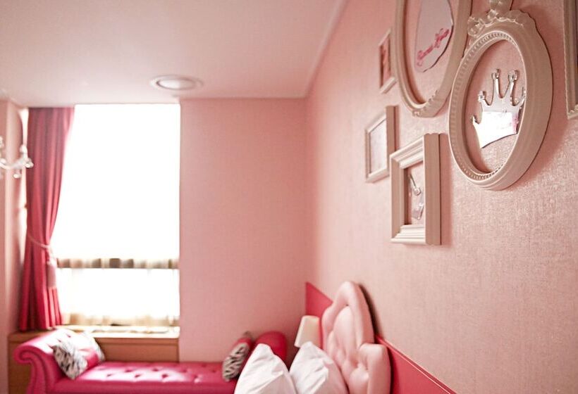 Hotel Skypark Central Myeongdong