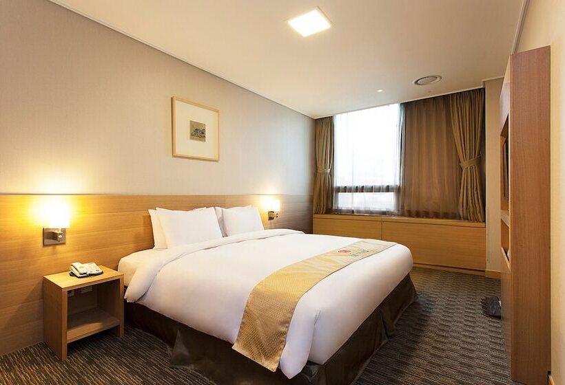 Hotel Skypark Central Myeongdong