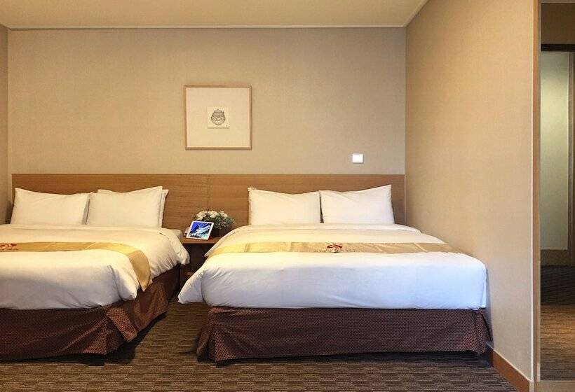Hotel Skypark Central Myeongdong