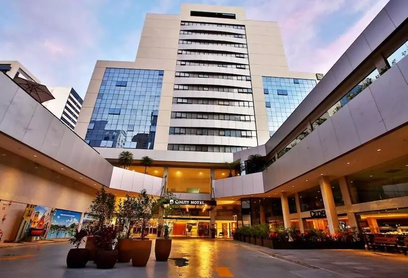 Quality Hotel & Suítes São Salvador