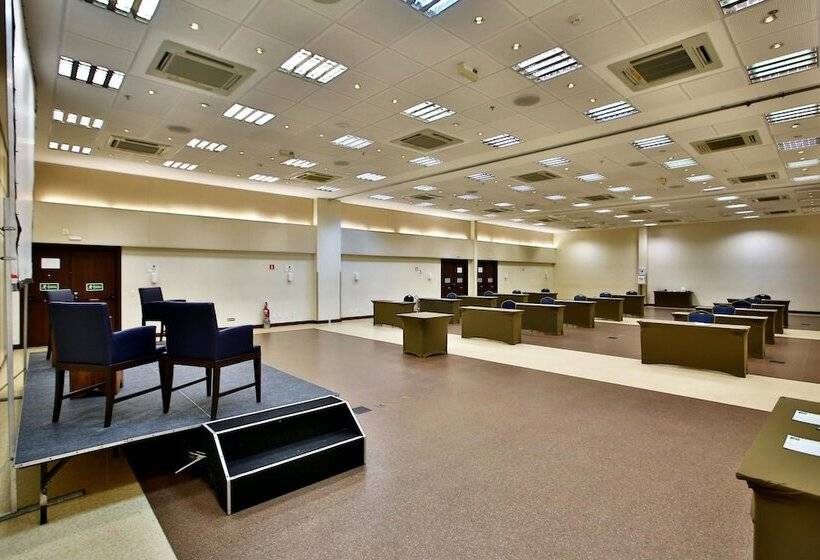 Quality Hotel & Suítes São Salvador