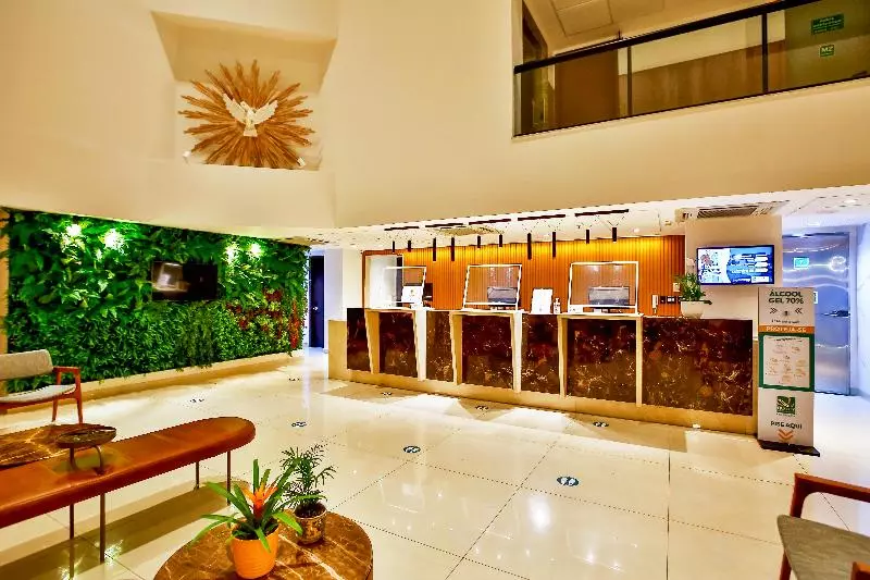 Quality Hotel & Suítes São Salvador