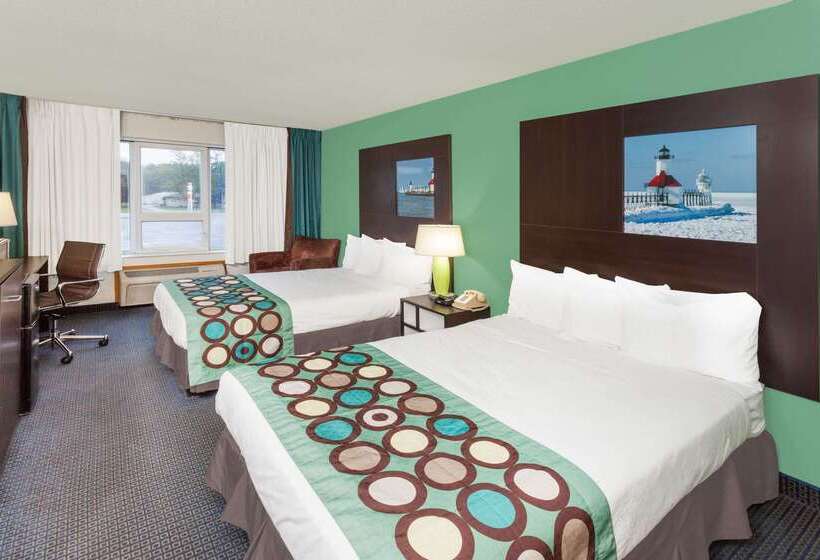 فندق Super 8 By Wyndham Stevensville St Joseph