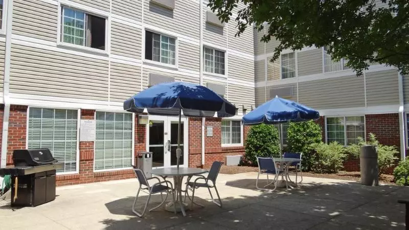 Mainstay Suites Raleigh North