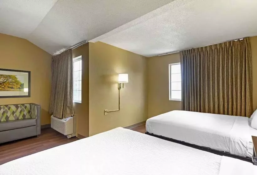 Mainstay Suites Raleigh North