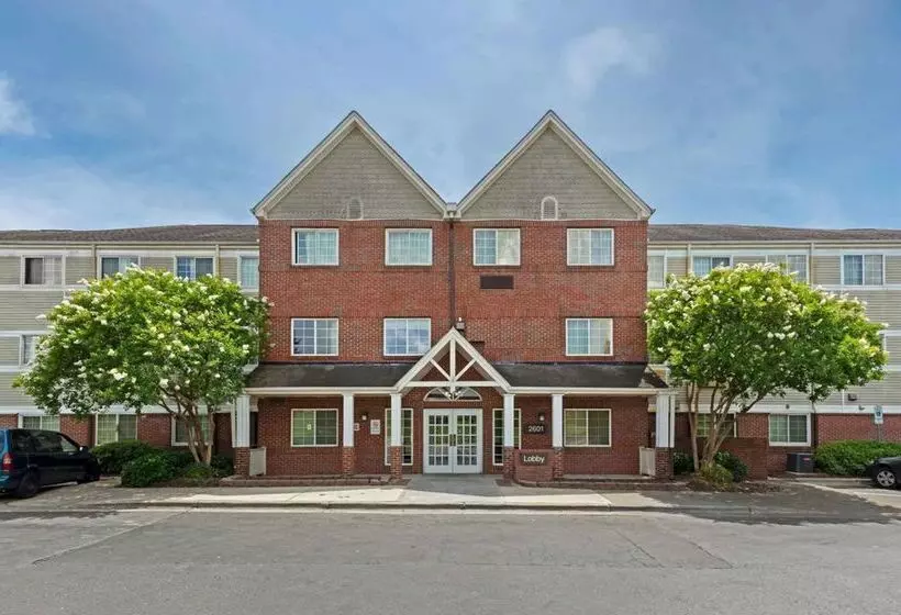 Mainstay Suites Raleigh North