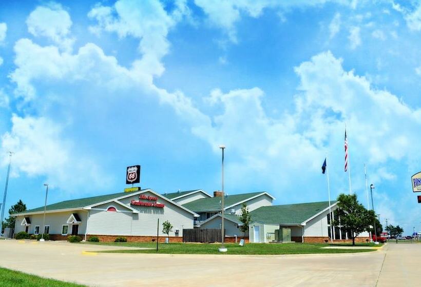 Fossil Creek Hotel And Suites