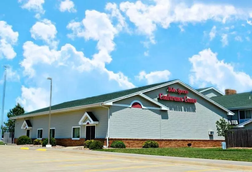 Fossil Creek Hotel And Suites