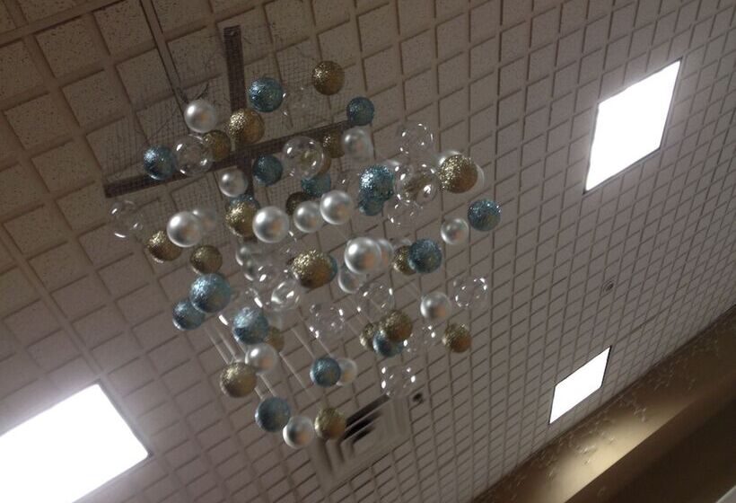 Fossil Creek Hotel And Suites