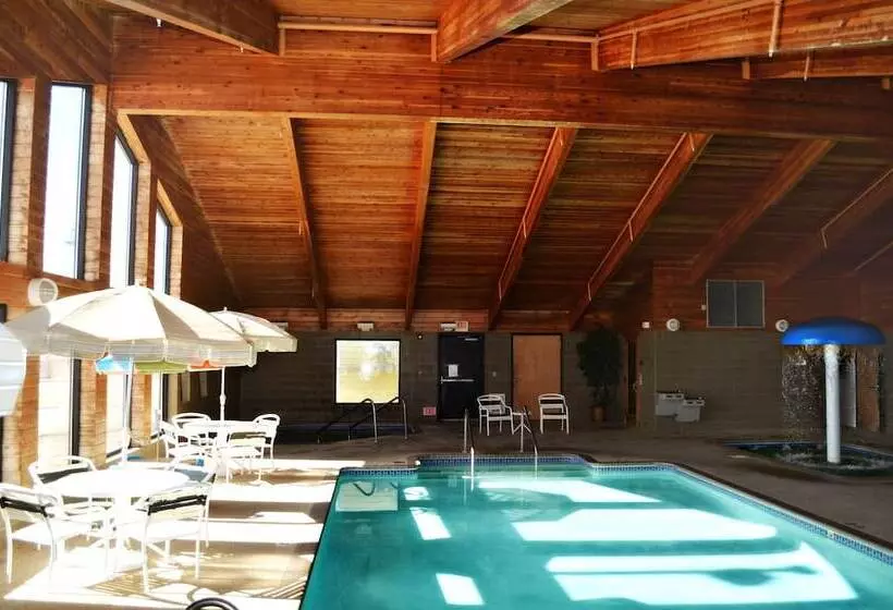 Fossil Creek Hotel And Suites