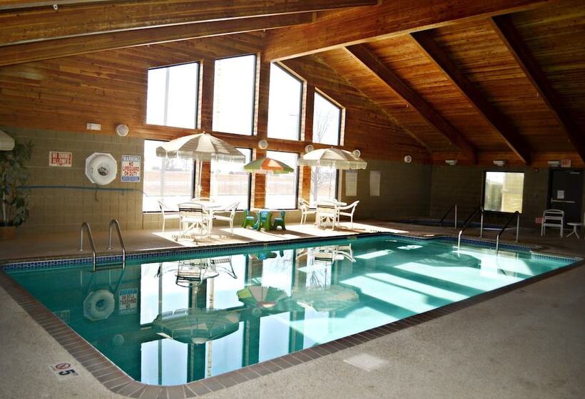 Fossil Creek Hotel And Suites