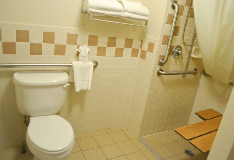 Fossil Creek Hotel And Suites