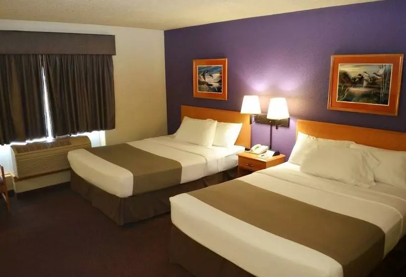 Fossil Creek Hotel And Suites