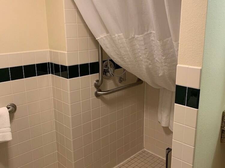 酒店 Americinn By Wyndham Hampton