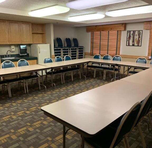 酒店 Americinn By Wyndham Hampton