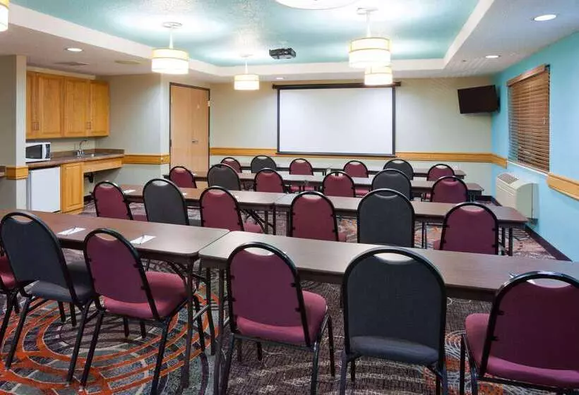 酒店 Americinn By Wyndham Shakopee Near Canterbury Park