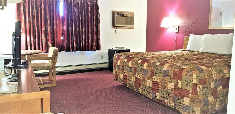 ホテル Amerivu Inn & Suites Avon