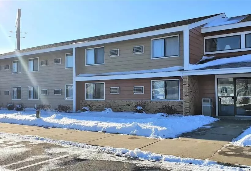 Hotelli Amerivu Inn & Suites Avon