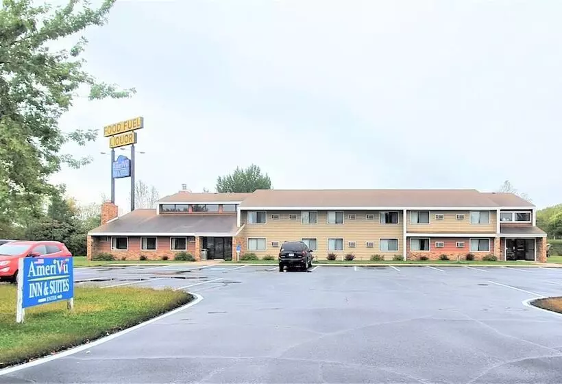 Hotelli Amerivu Inn & Suites Avon