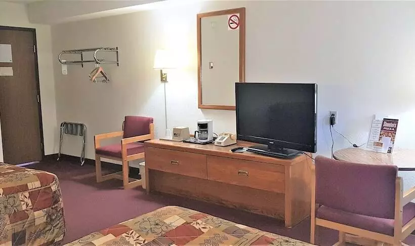 Hotelli Amerivu Inn & Suites Avon