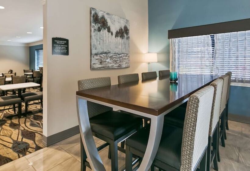 فندق Best Western Plus Aberdeen