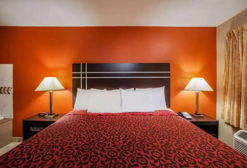 בית מלון כפרי Days Inn By Wyndham Sulphur La