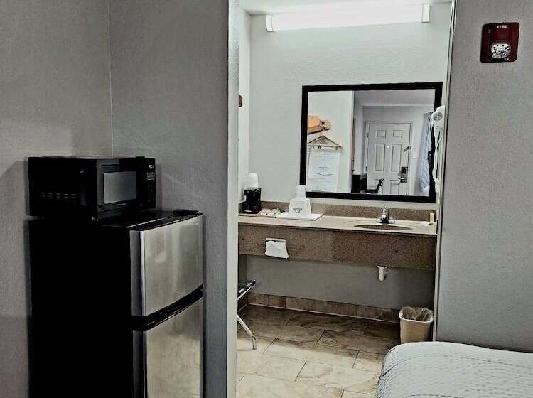 فندق Days Inn By Wyndham Sulphur La