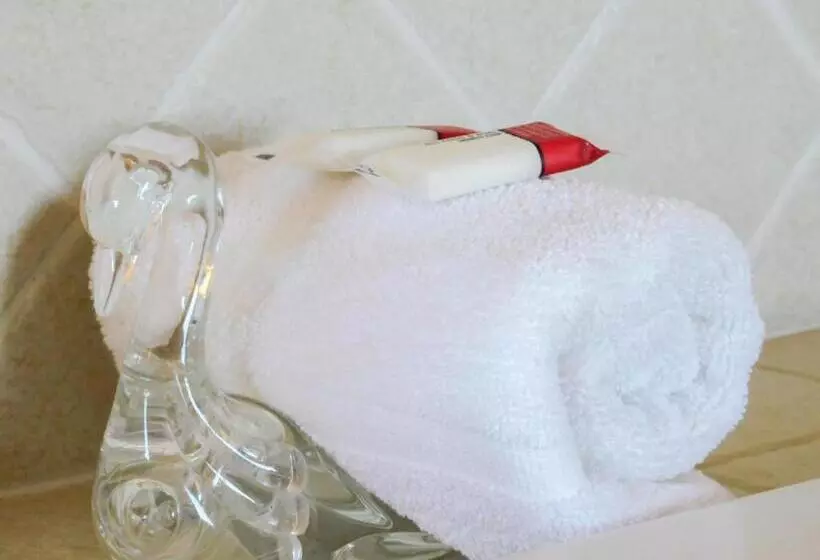 ホテル Days Inn & Suites By Wyndham Pocahontas