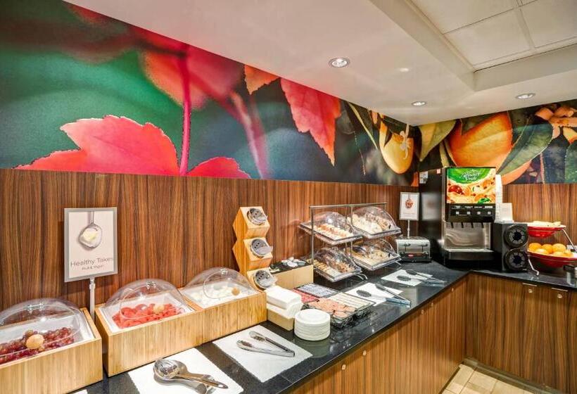 Отель Fairfield Inn & Suites Christiansburg