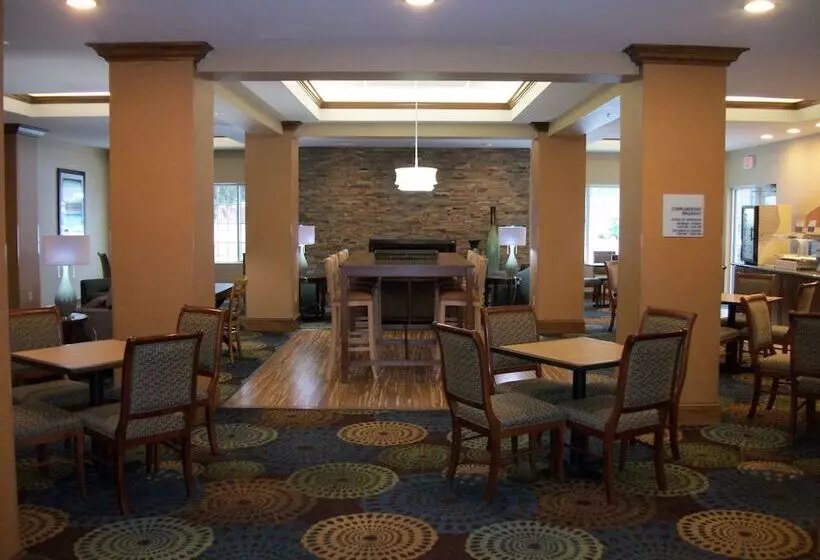 فندق Holiday Inn Express   Cortland, An Ihg