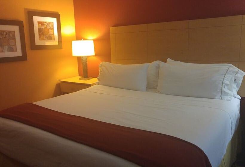 Szálloda Holiday Inn Express   Cortland, An Ihg