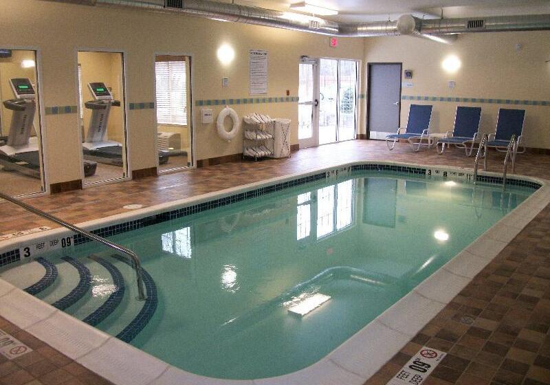 Szálloda Holiday Inn Express   Cortland, An Ihg