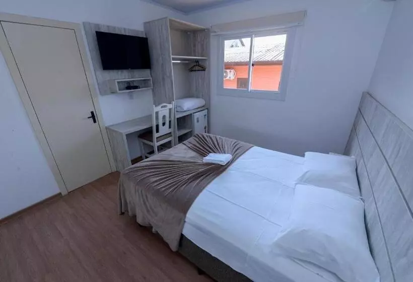 Hotel Pousada Acacia Negra