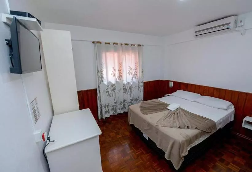 Hotel Pousada Acacia Negra