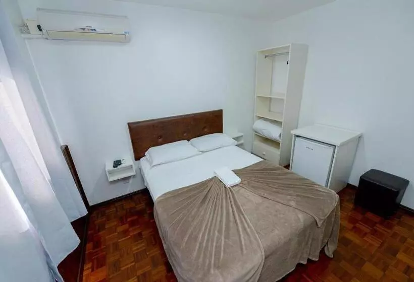 Hotel Pousada Acacia Negra