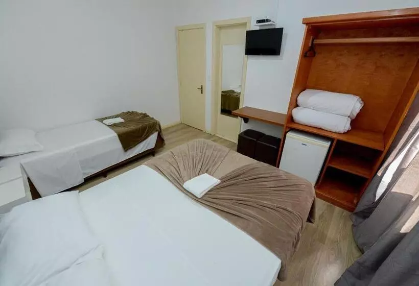 Hotel Pousada Acacia Negra