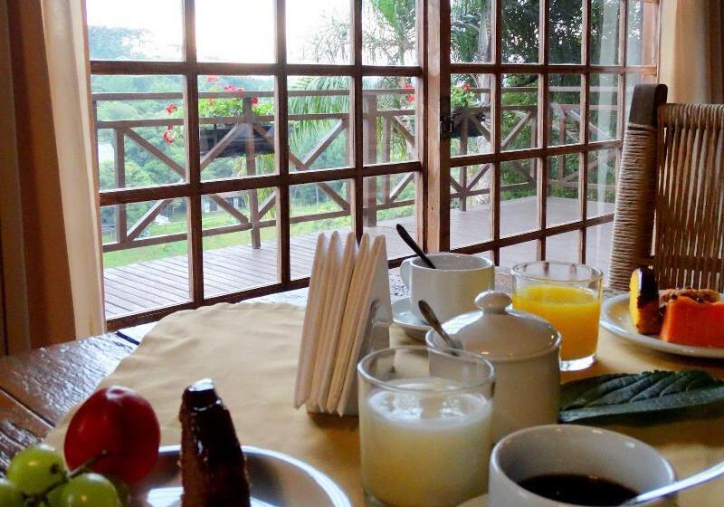 هتل Pousada Sky Chales Da Montanha